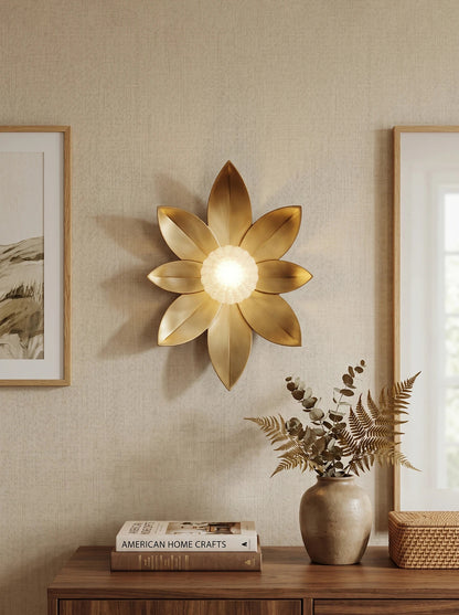 Gigi Wall Lamp