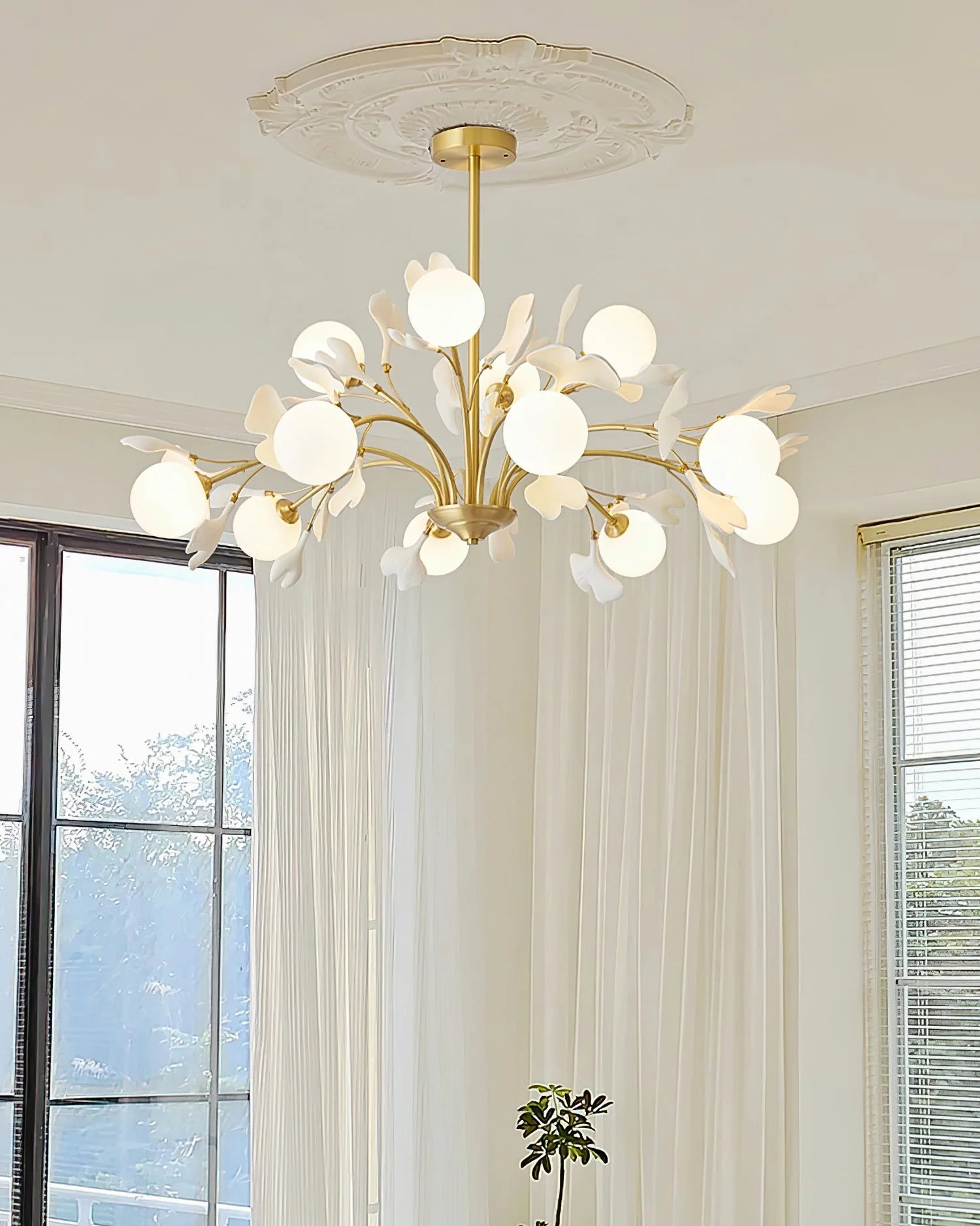Gingko Chandelier - Nuvé