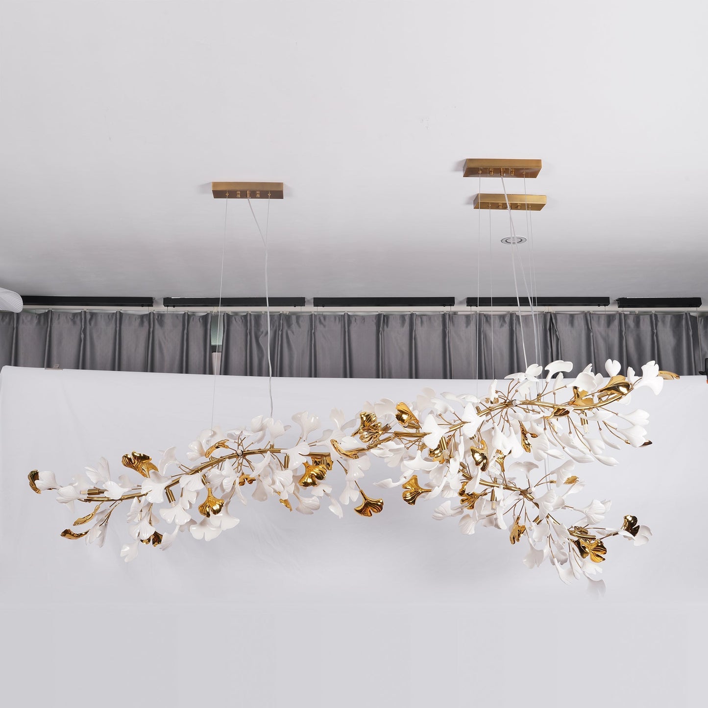 Gingko Ceramic Chandelier A - Nuvé