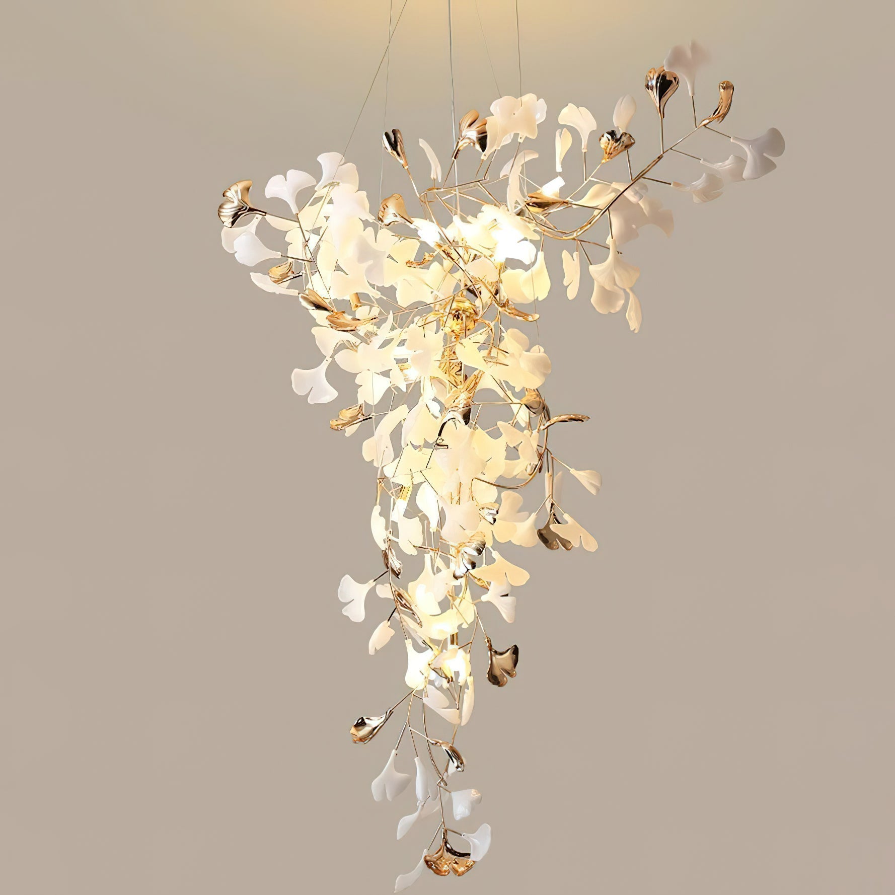 Ginkgo Tip Tlying Chandelier - Nuvé
