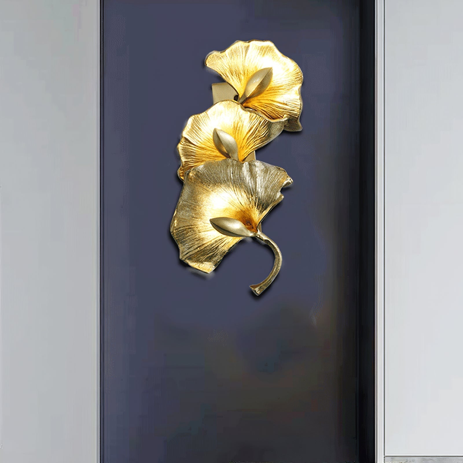 Ginkgo Leaf Wall Lamp - Nuvé