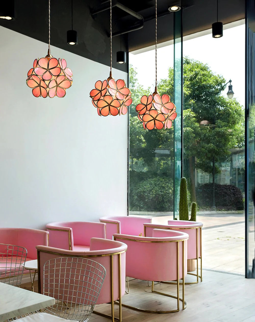 Glass Petal Pendant Lights - Nuvé