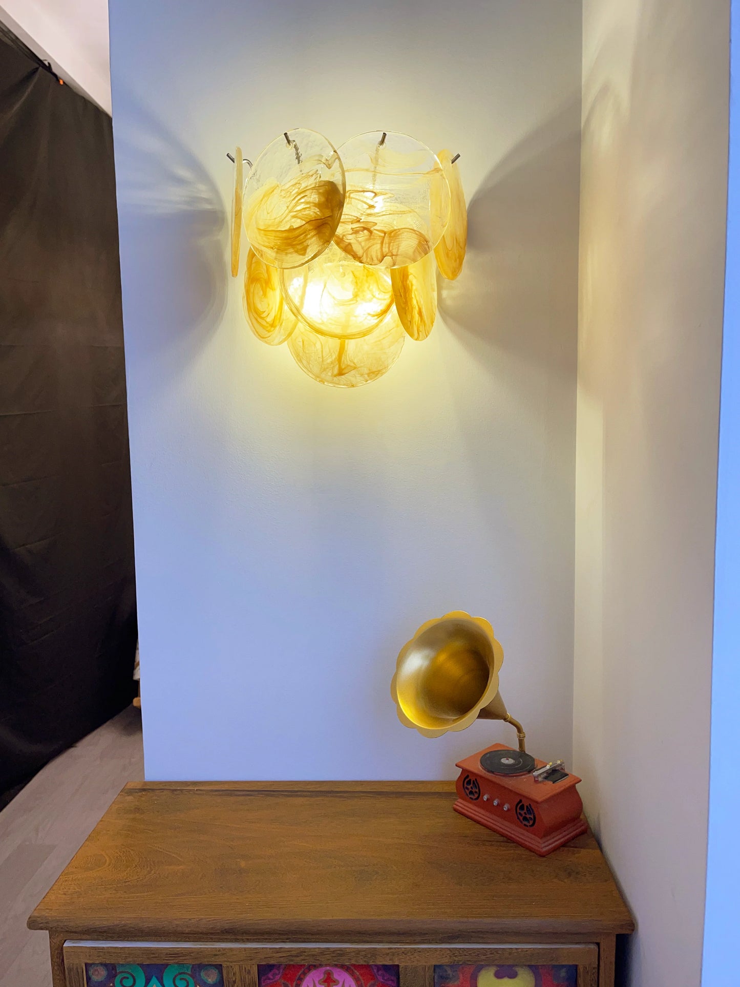 Gold Vintage Murano Glass Wall Lamp - Nuvé