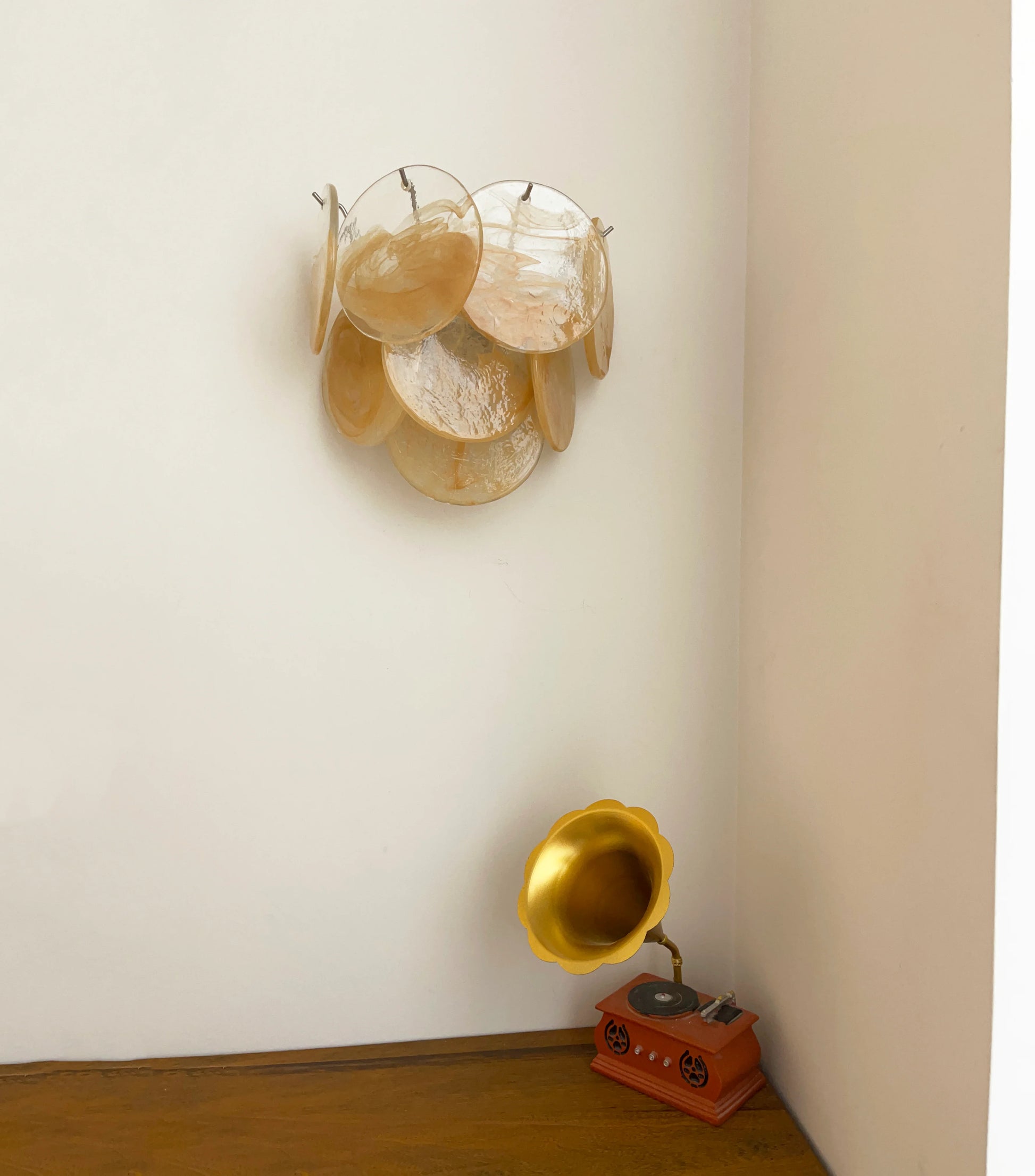Gold Vintage Murano Glass Wall Lamp - Nuvé