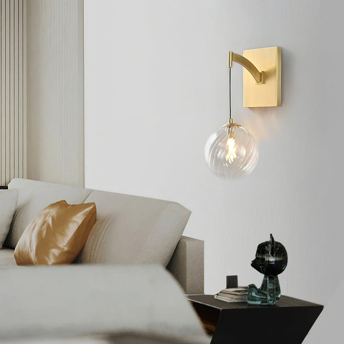 Golden Globe Glass Wall Lamp - Nuvé
