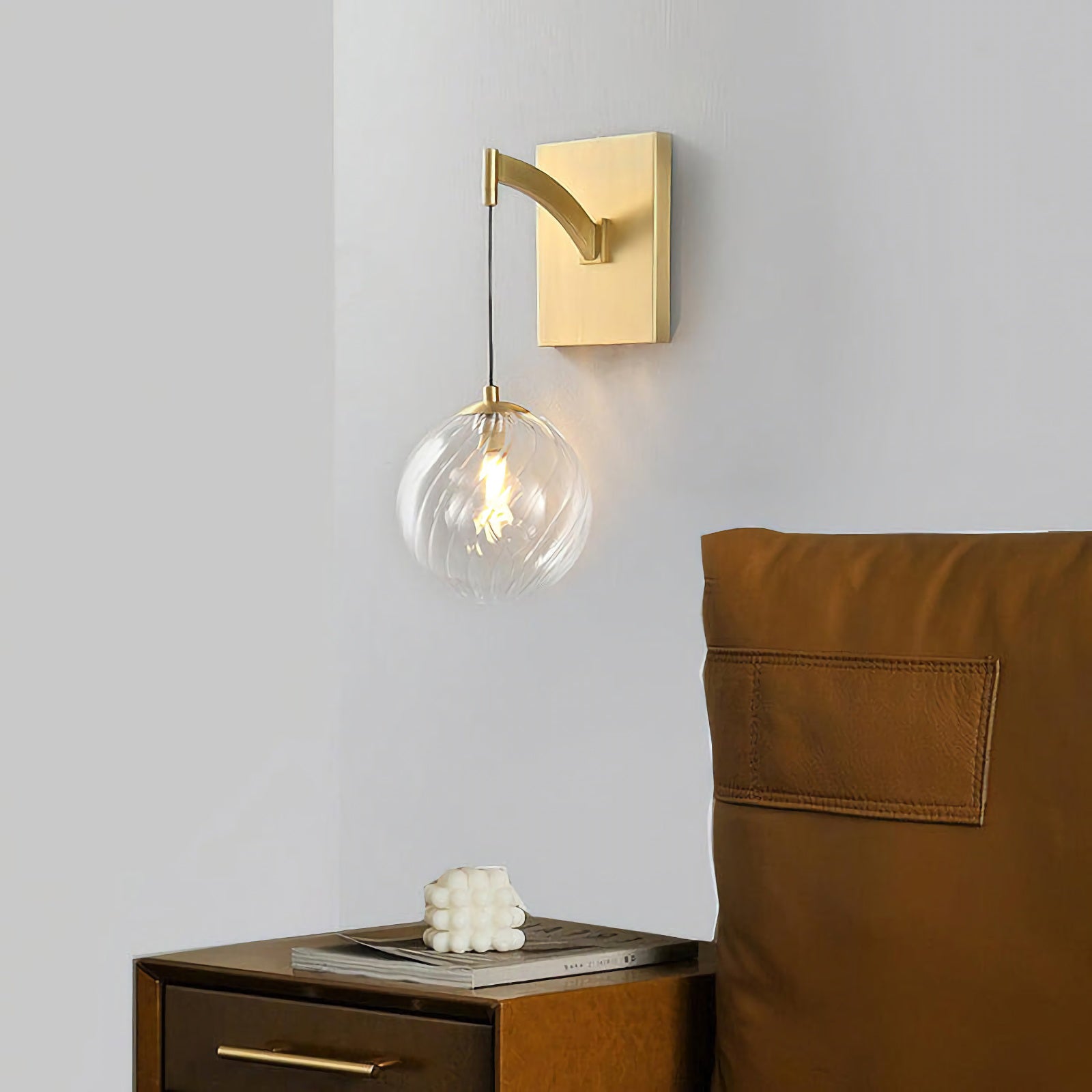 Golden Globe Glass Wall Lamp - Nuvé