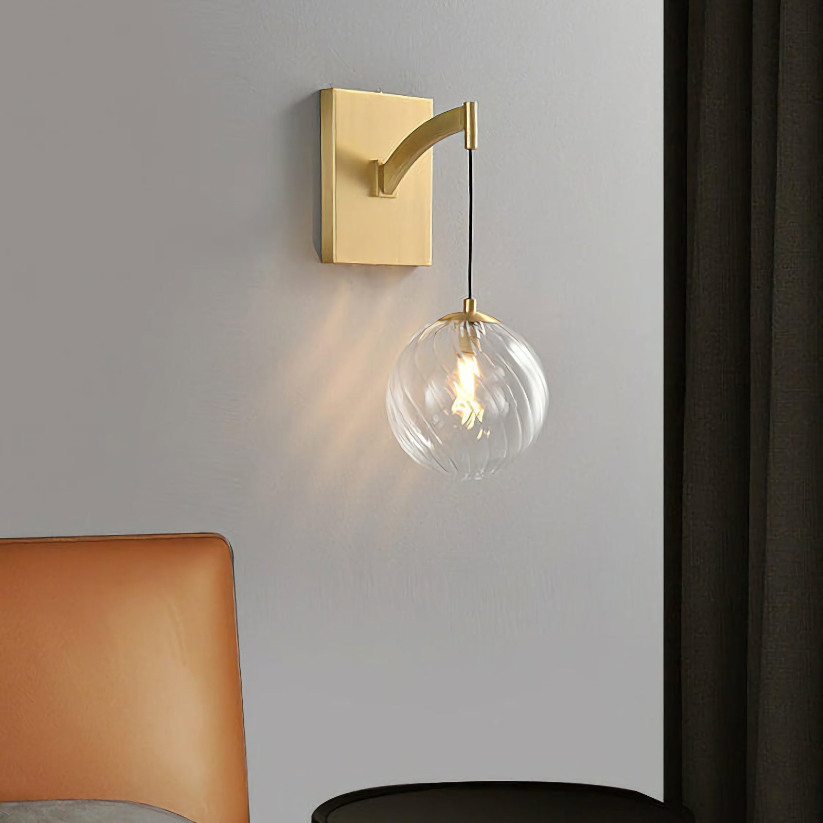 Golden Globe Glass Wall Lamp - Nuvé
