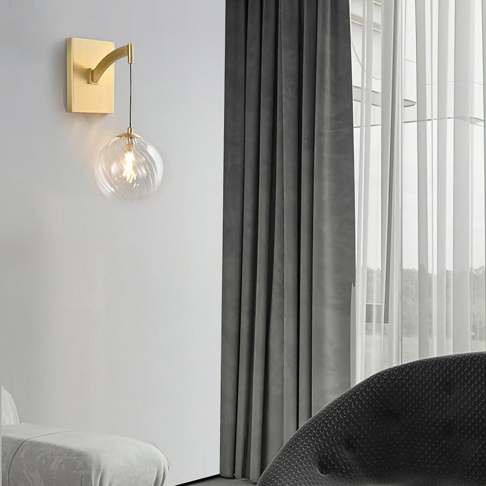 Golden Globe Glass Wall Lamp - Nuvé