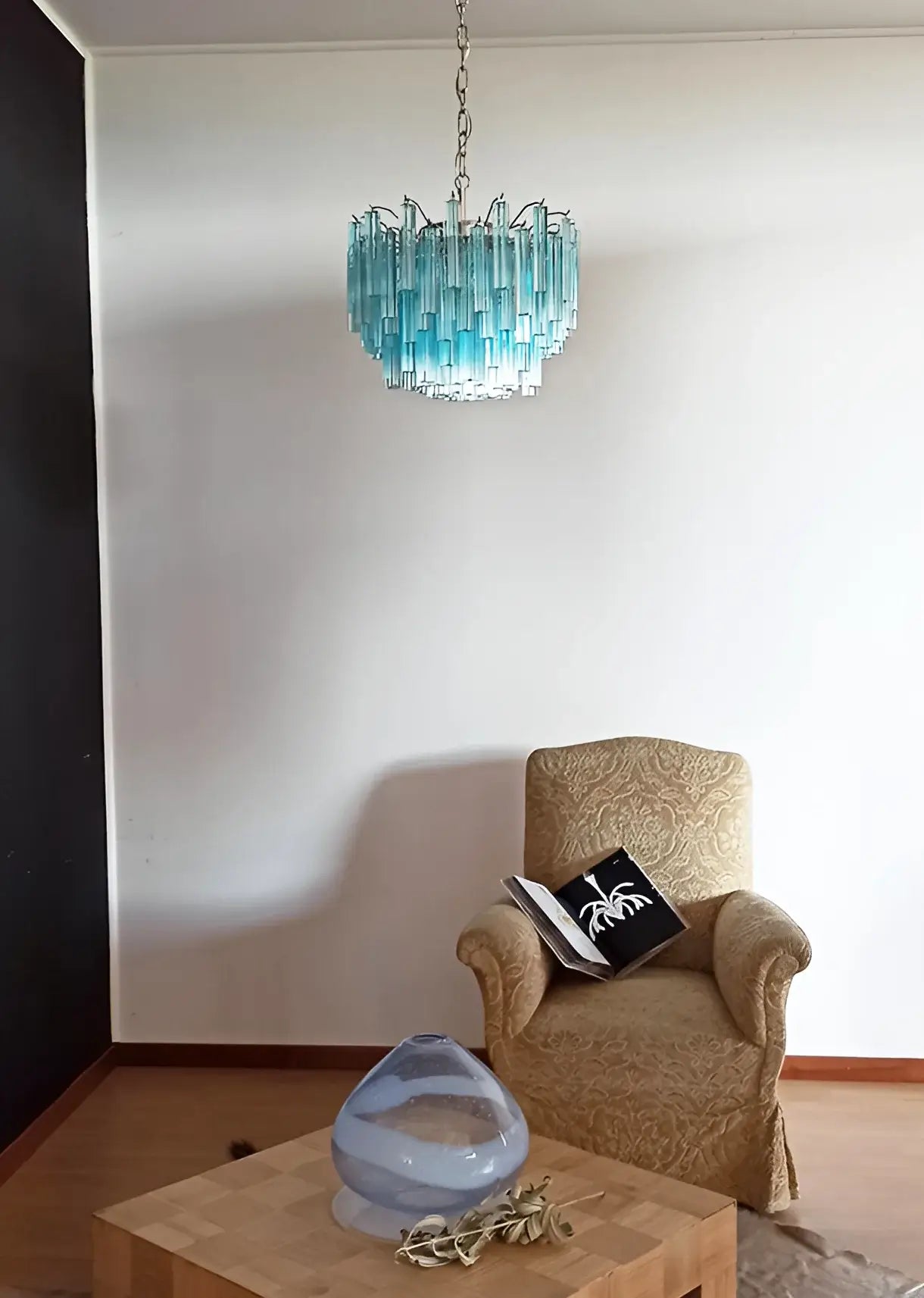 Gorgeous Murano Quadriedri Prisms Blue Chandelier - Nuvé
