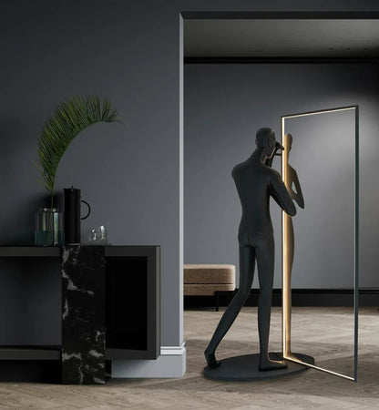 Human Mirror Sculpture Floor Lamp - Nuvé