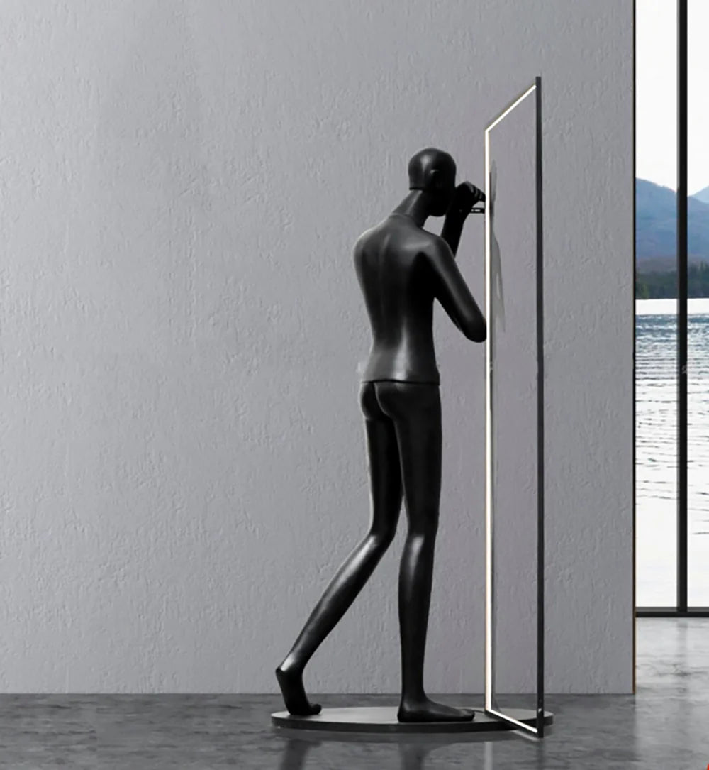 Human Mirror Sculpture Floor Lamp - Nuvé