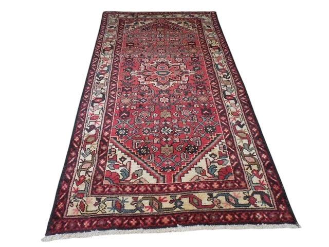 Vintage Persian Hamadan Rug 3’7” x 6’8” - Nuvé