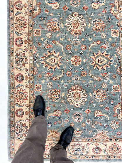 Chobi Farahan (4'02"x6'03") lt.blue/ivory