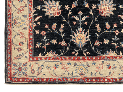 Chobi Farahan (4'01"x6'02") black/ivory