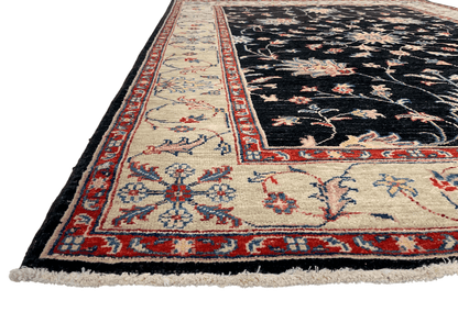 Chobi Farahan (4'01"x6'02") black/ivory