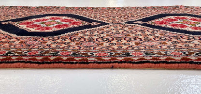 Persian Bijar (1'10"x8'08") rose/indigo - Nuvé