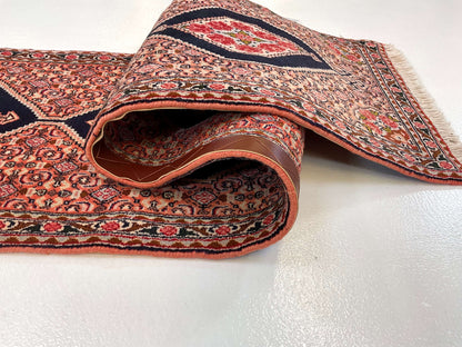 Persian Bijar (1'10"x8'08") rose/indigo - Nuvé