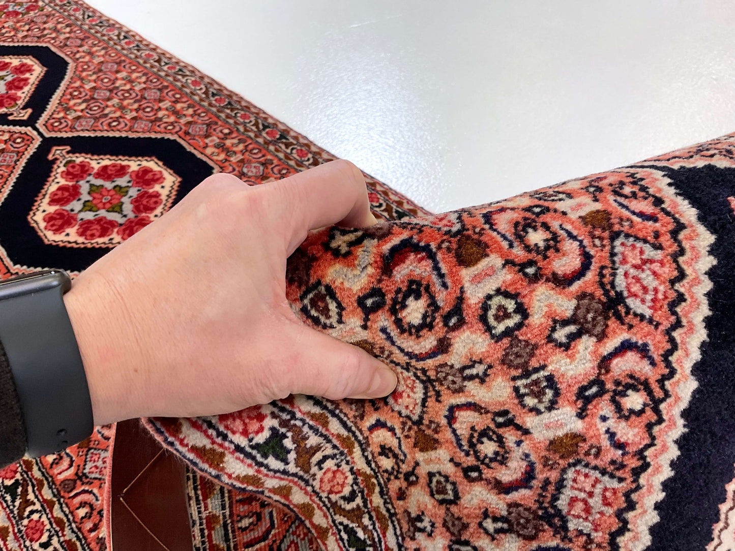 Persian Bijar (1'10"x8'08") rose/indigo - Nuvé