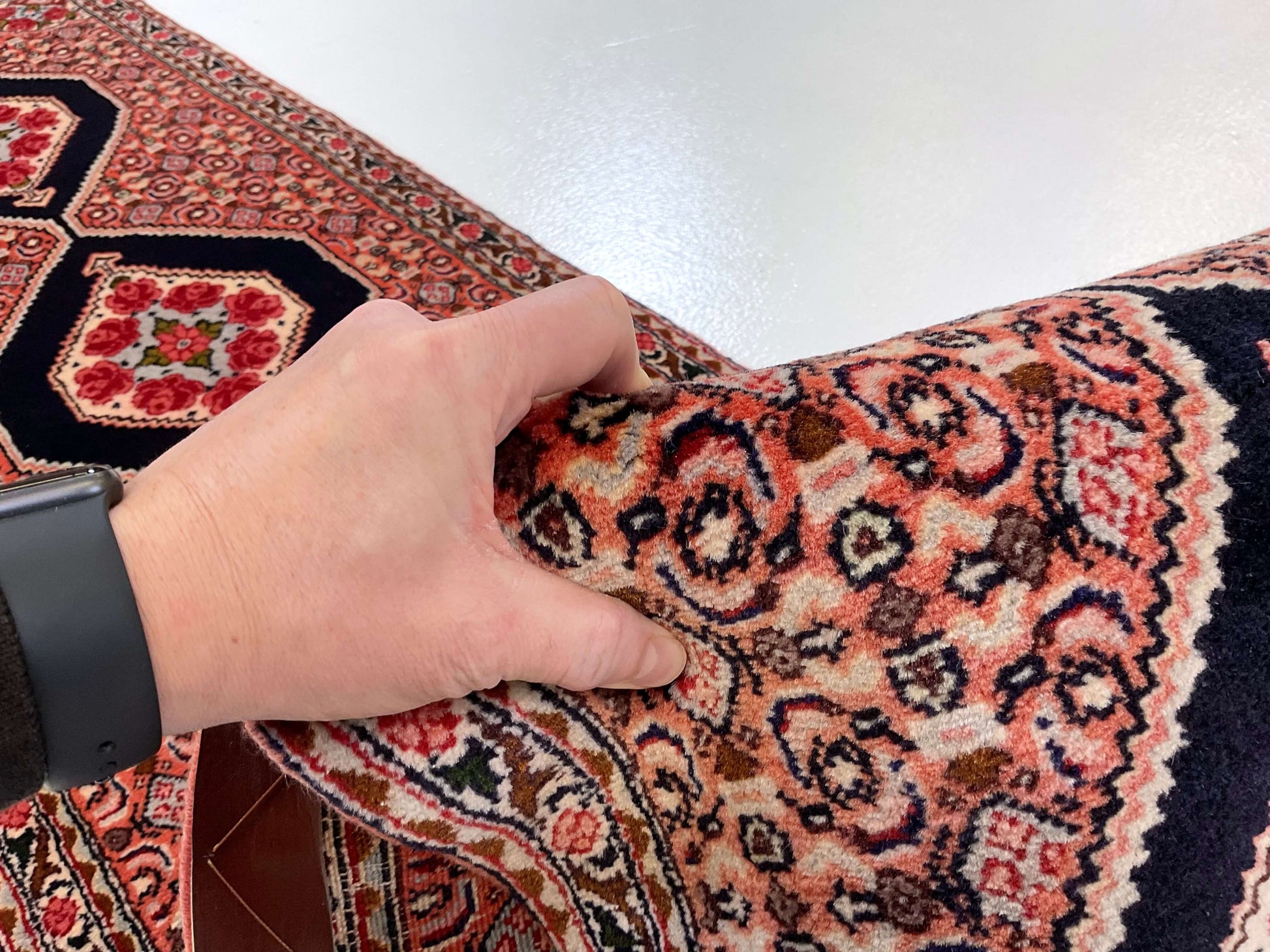 Persian Bijar (1'10"x8'08") rose/indigo - Nuvé