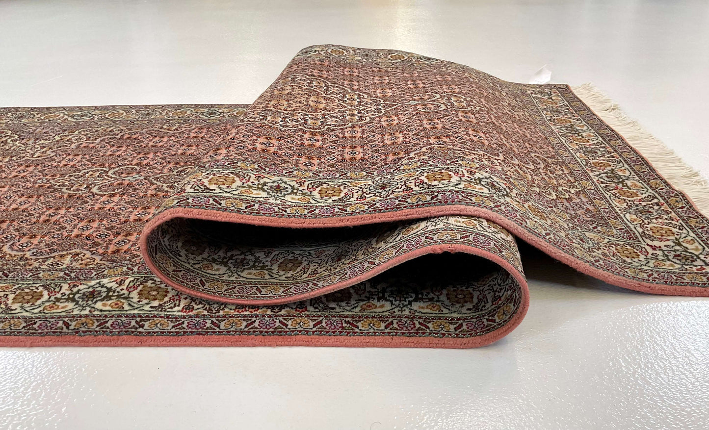 Persian Tabriz (2'09"x10'02") peach/ivory - Nuvé