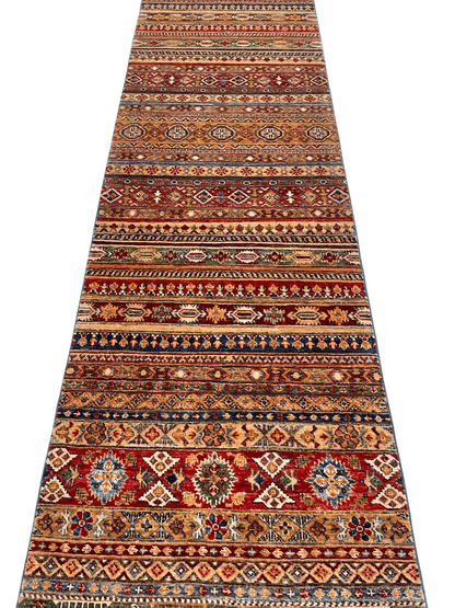 Khurjeen 2'08"x14'10" multicolor