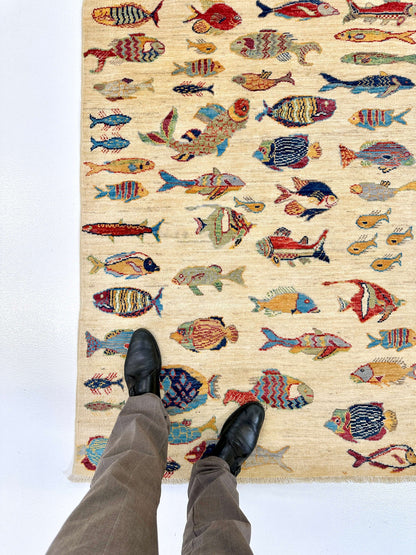 Ariyana-Oceanic Fish (3'04"x4'05") ivory/multicolor - Nuvé
