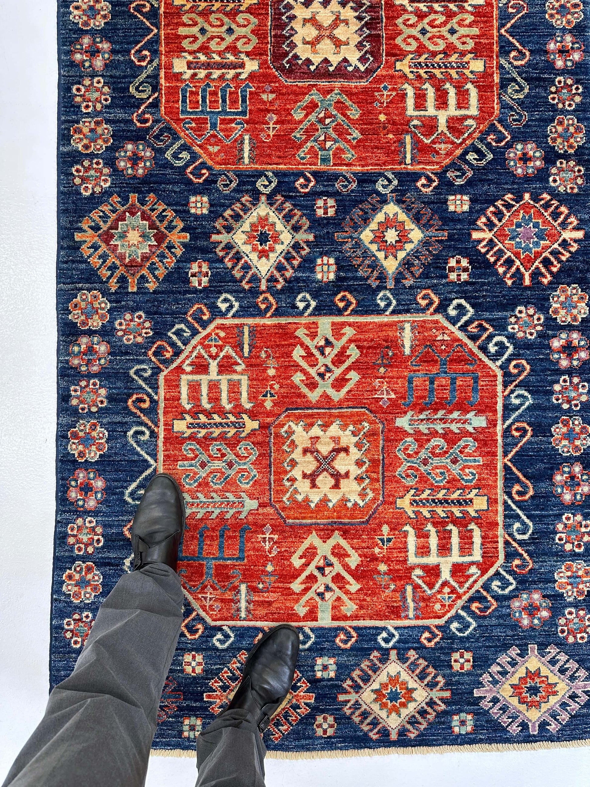 Afghan Turkoman (3'10"x10'01") blue/red - Nuvé