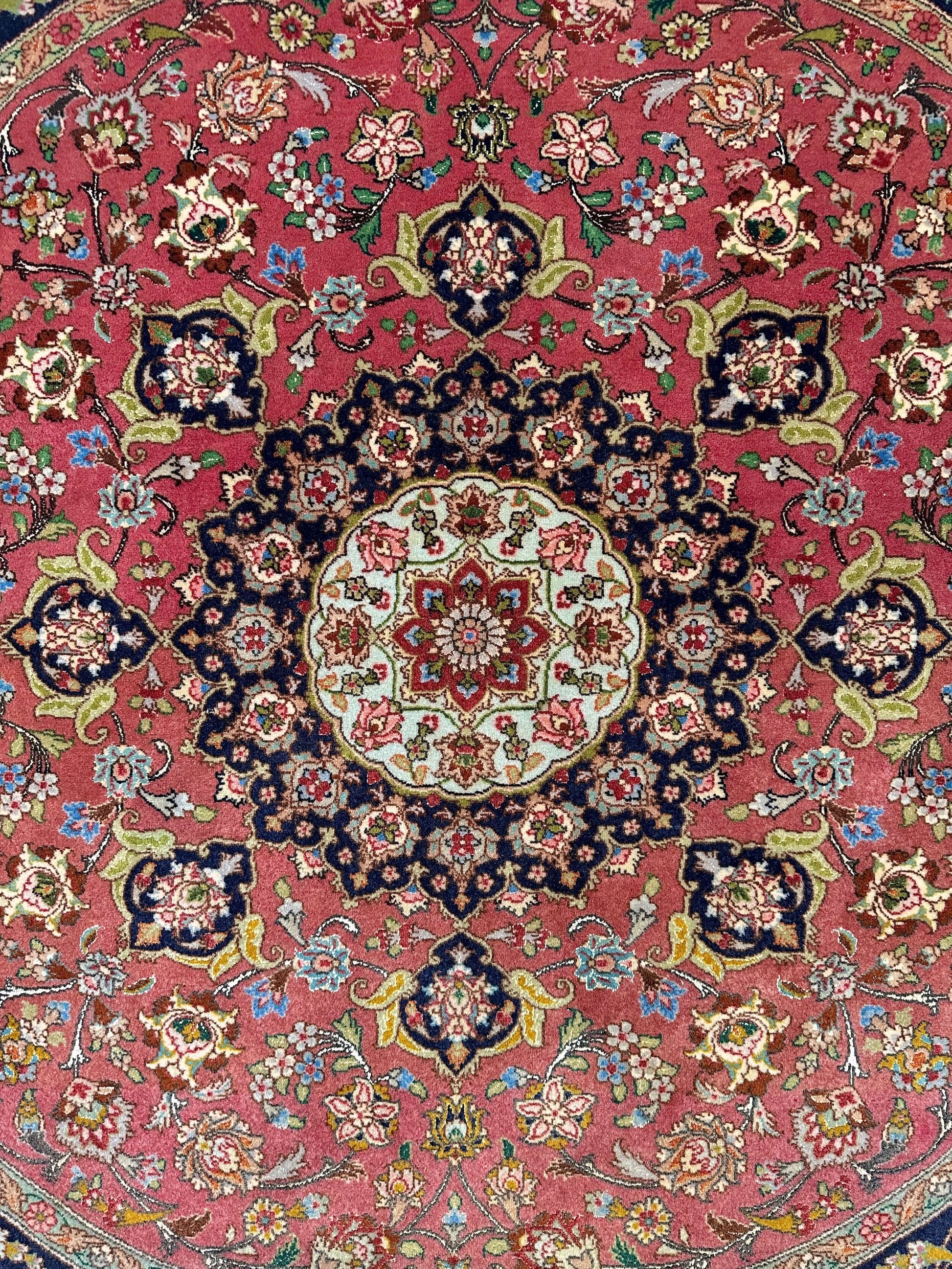 Vintage Persian Tabriz Wool/Silk (4'10"Round) dk.rose/black - Nuvé