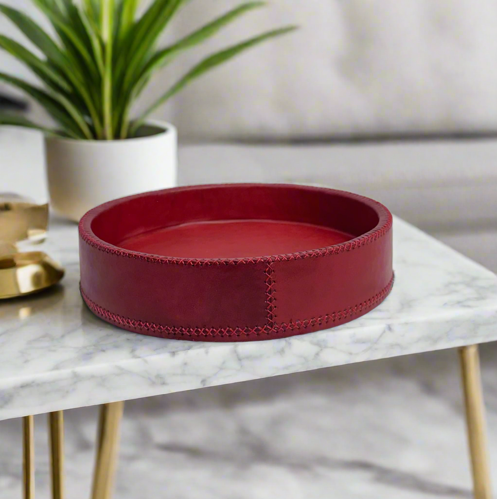 Piki | 8.5" Cedar Wood + Leather Round Tray - Nuvé
