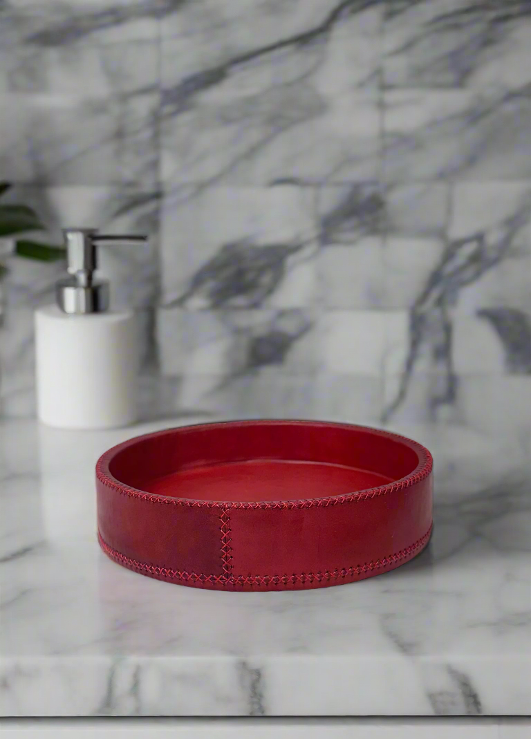 Piki | 8.5" Cedar Wood + Leather Round Tray - Nuvé