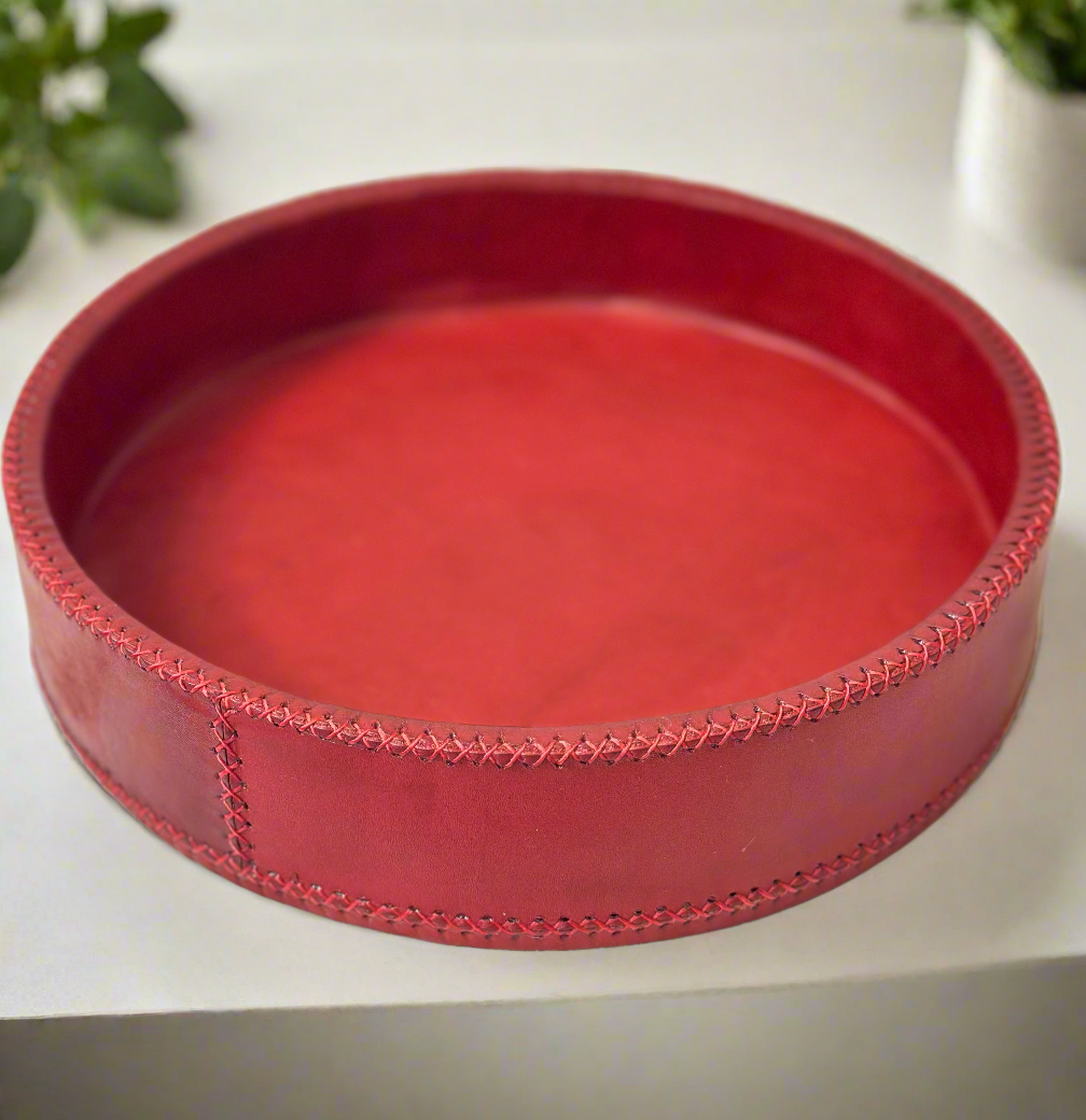 Piki | 8.5" Cedar Wood + Leather Round Tray - Nuvé