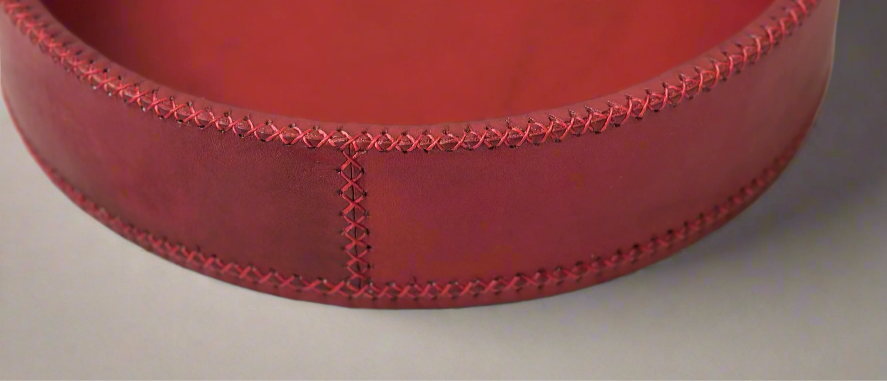 Piki | 8.5" Cedar Wood + Leather Round Tray - Nuvé