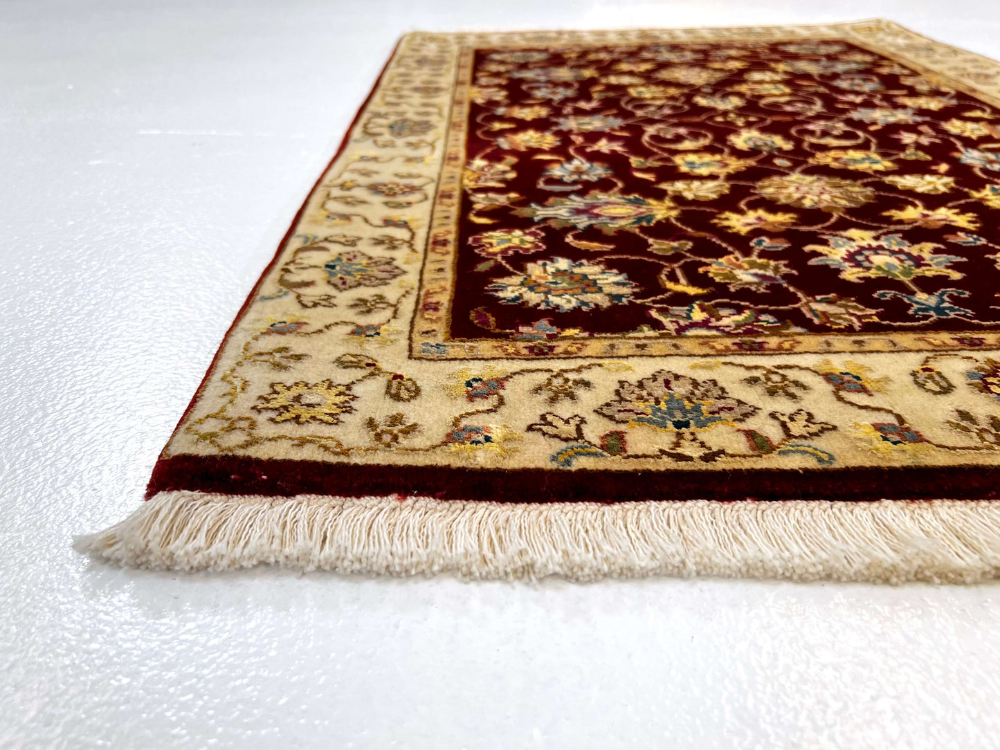 Wool w. silk Kumkapi red/gld 2x3 - Nuvé