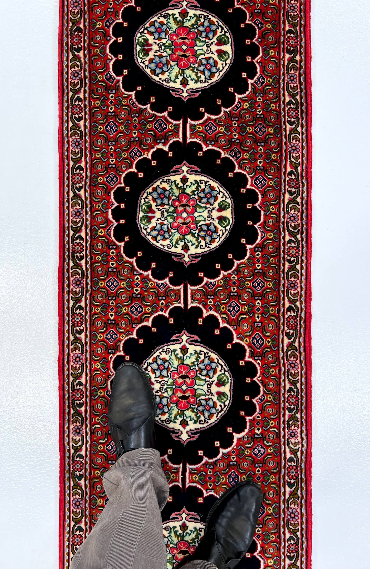 Persian Bijar (2'00"x10'06") red/black/ivory - Nuvé