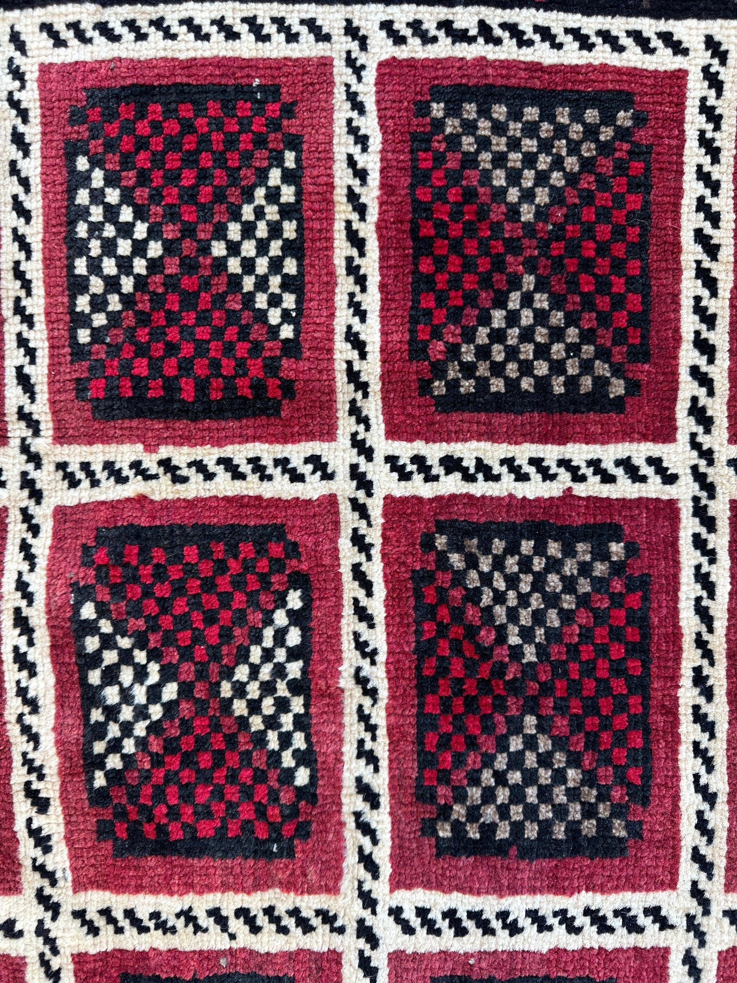 Hand-knotted Persian Tribal Khorramabad Wool Rug 4’3” x 6’10” - Nuvé