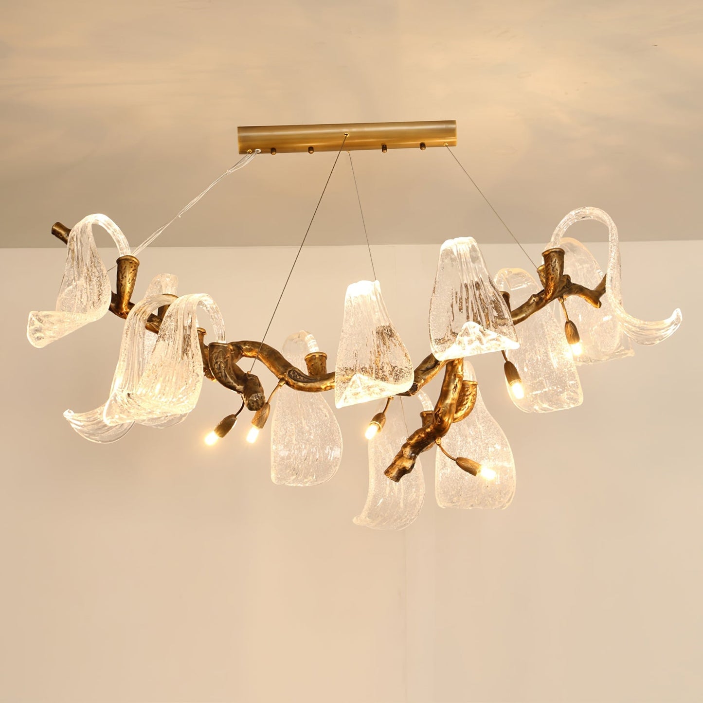 Icarus Wings Horizontal Chandelier - Nuvé