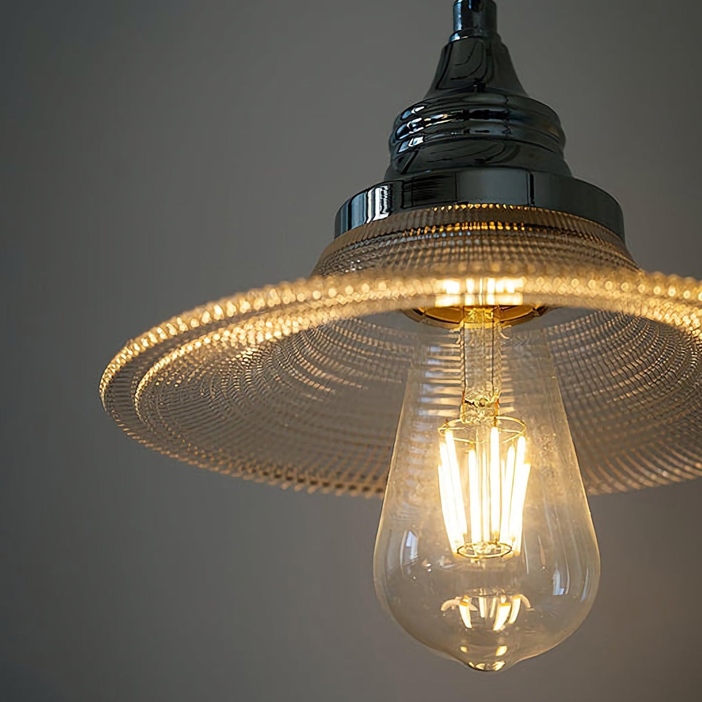 Farmhouse Glass Chandelier - Nuvé