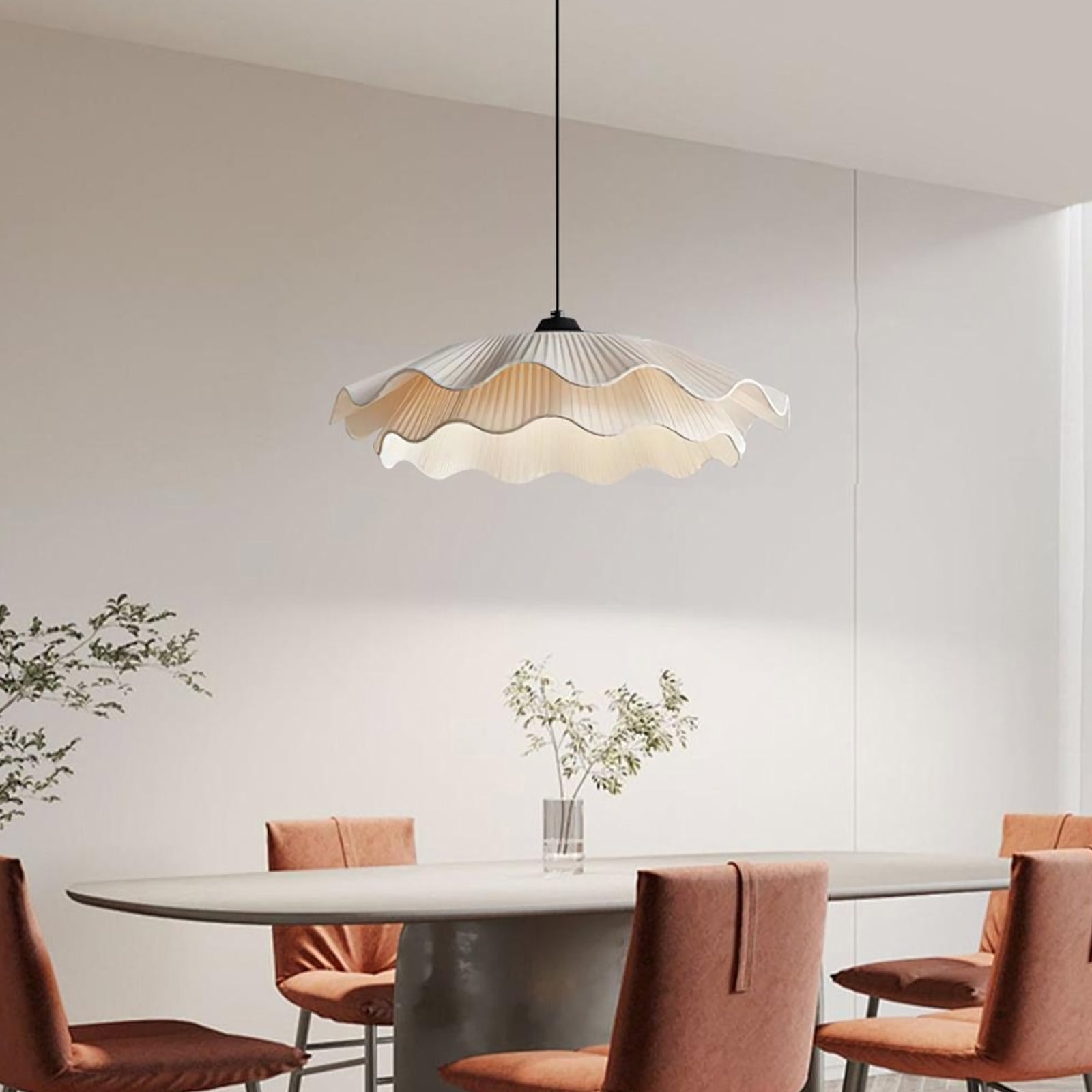 Korewolamp Isabella flower pendant light with a delicate floral design and soft white glow, ideal for elegant indoor lighting.