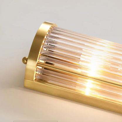 Korewolamp Jadssox crystal column wall light with sleek design and clear glass, mounted on a wall for elegant illumination.