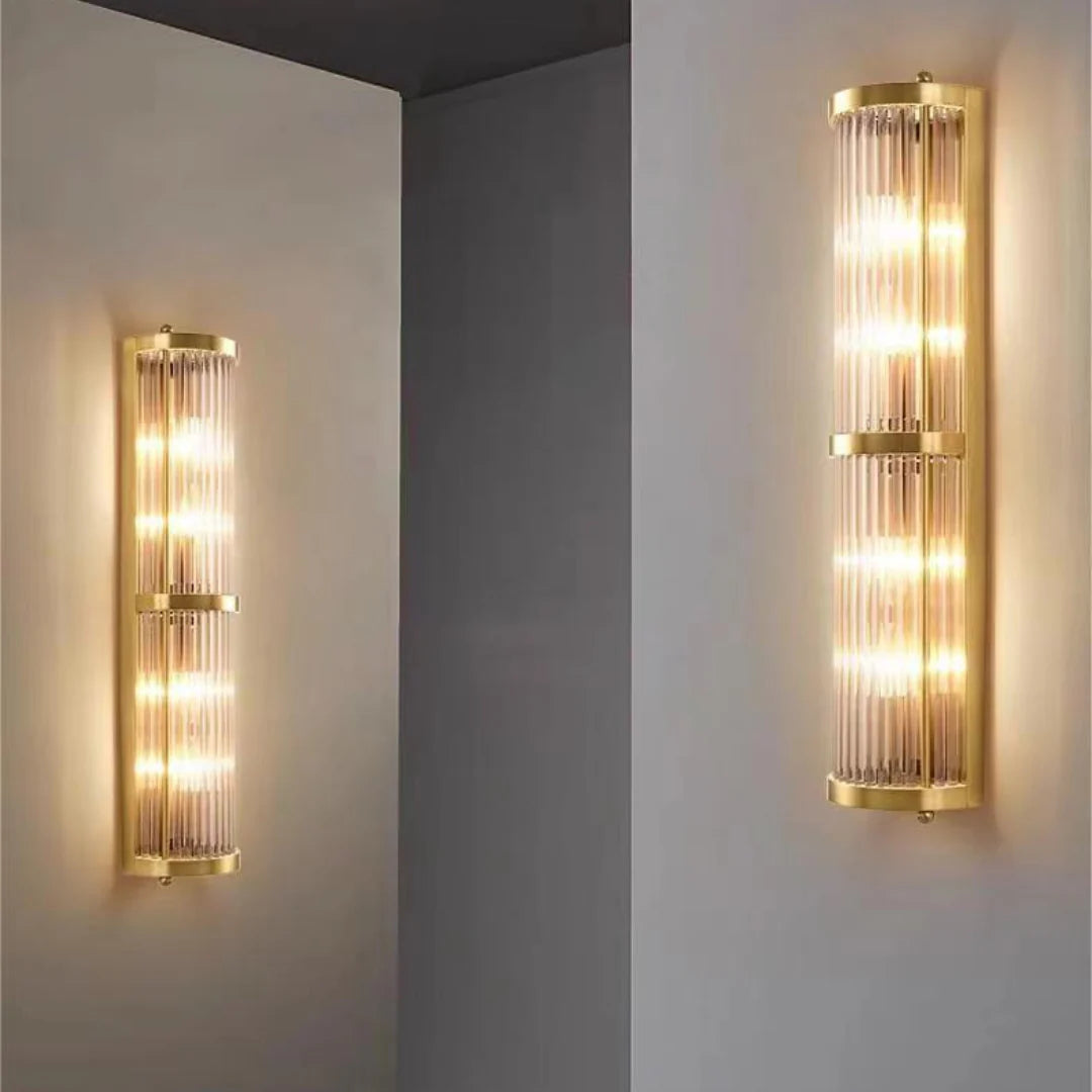 Korewolamp Jadssox crystal column wall light with sleek modern design and clear glass detailing.
