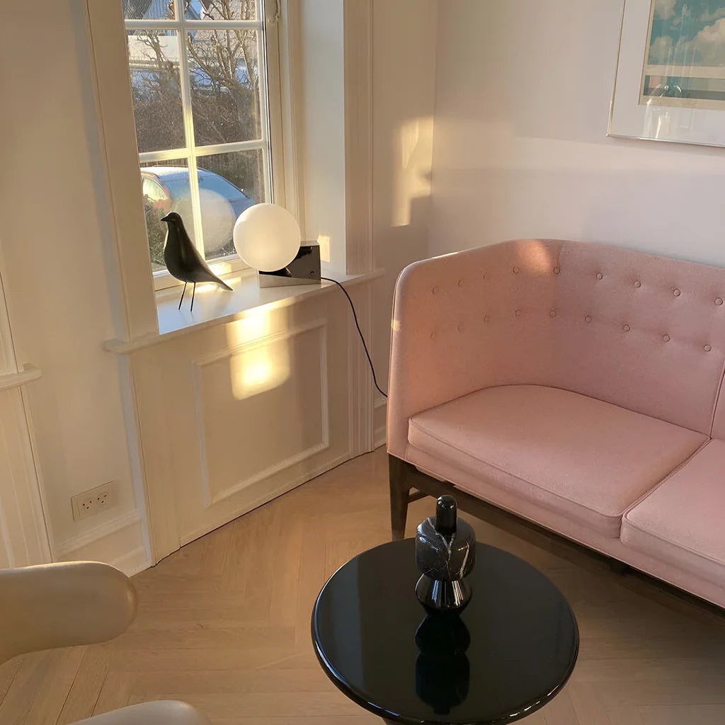 Journey SHY1 Glass Table Lamp - Nuvé
