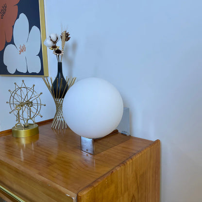 Journey SHY1 Glass Table Lamp - Nuvé