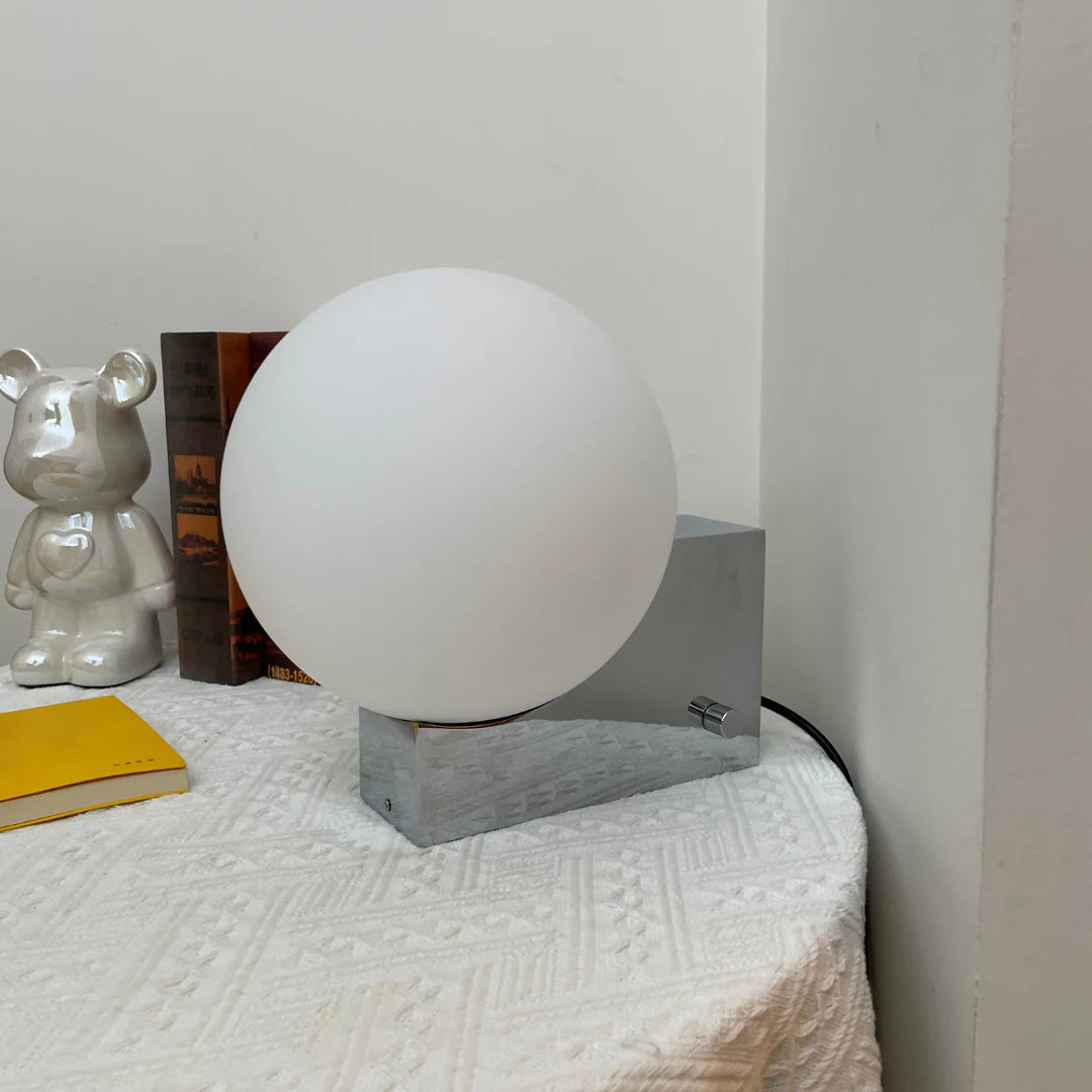 Journey SHY1 Glass Table Lamp - Nuvé