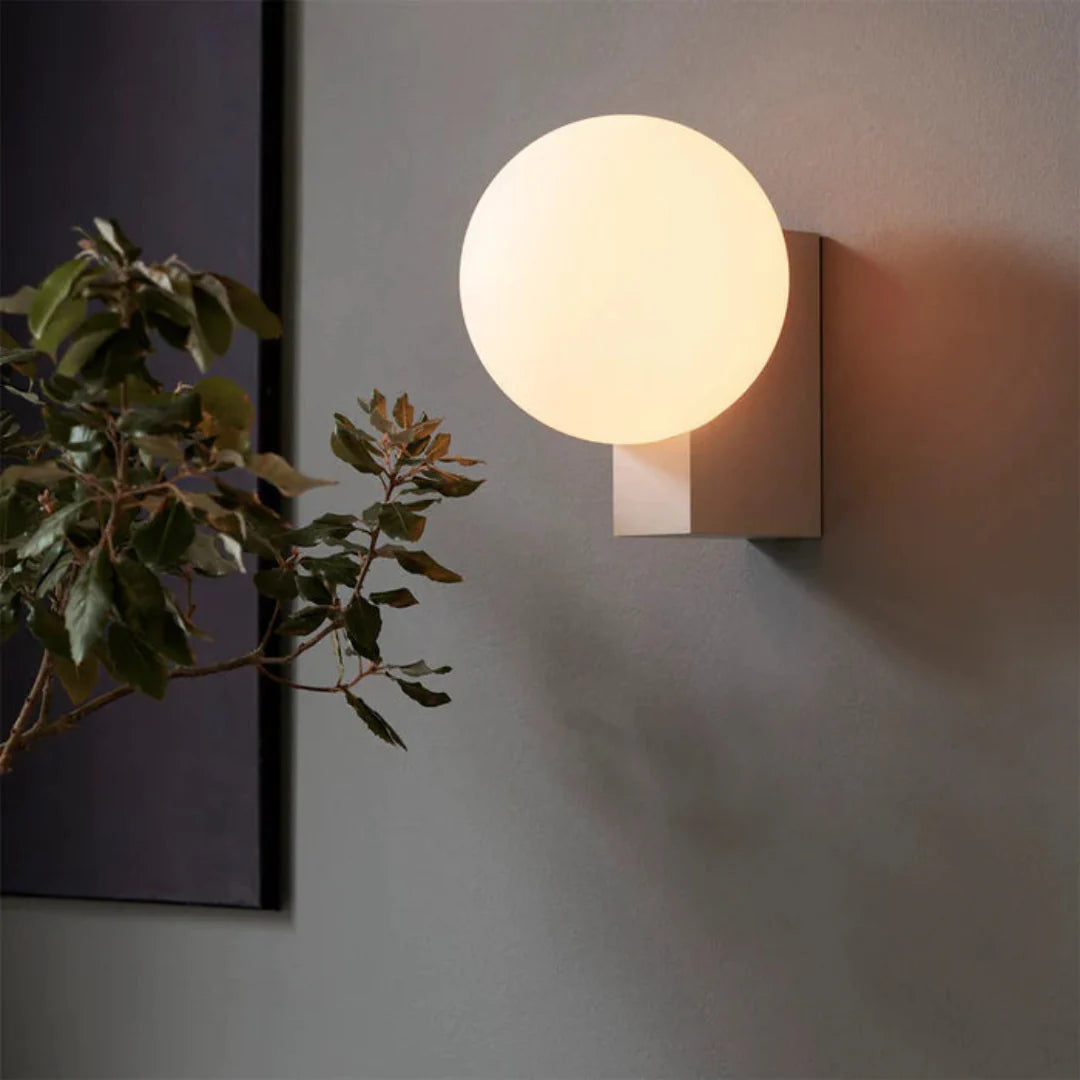 Journey SHY2 Glass Wall Lamp - Nuvé