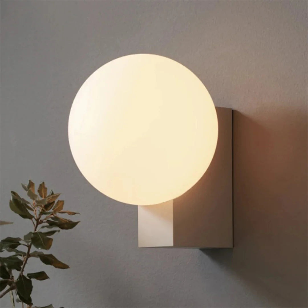 Journey SHY2 Glass Wall Lamp - Nuvé