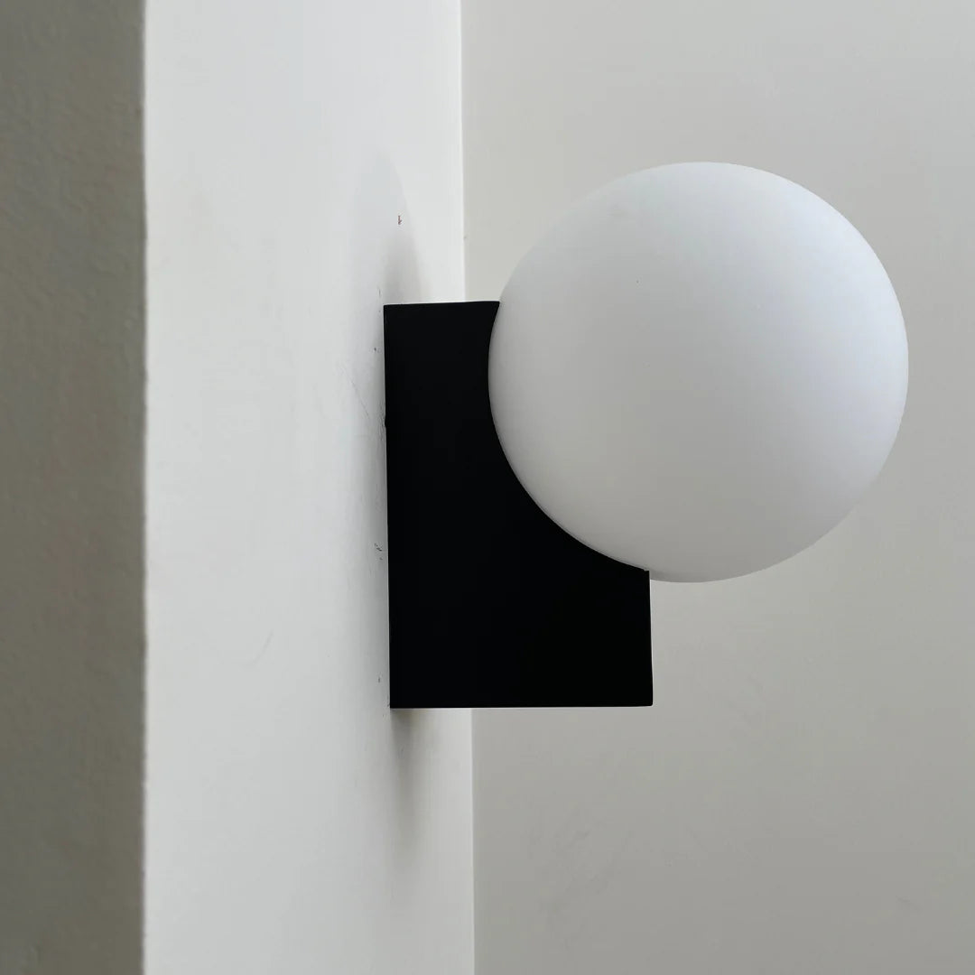 Journey SHY2 Glass Wall Lamp - Nuvé