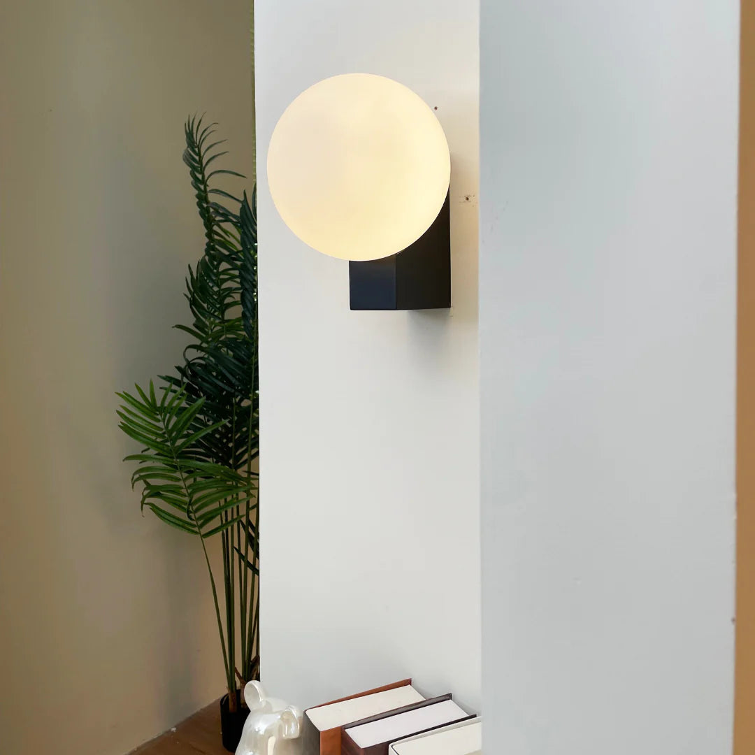Journey SHY2 Glass Wall Lamp - Nuvé