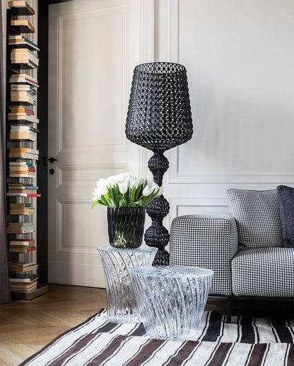 Simple Kabuki Acrylic Floor Lamp - Nuvé
