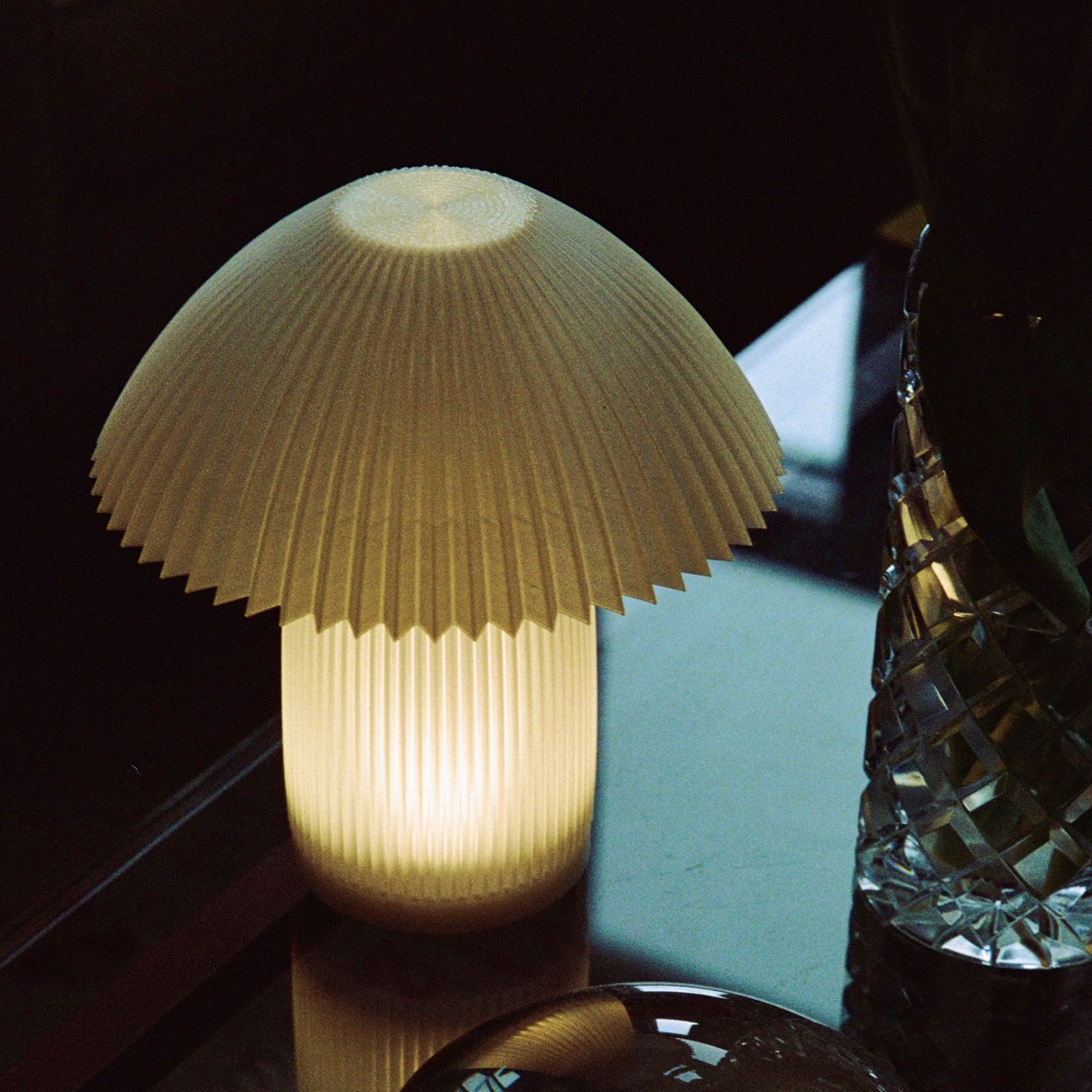 Cordless Kinoko Lamp - Nuvé