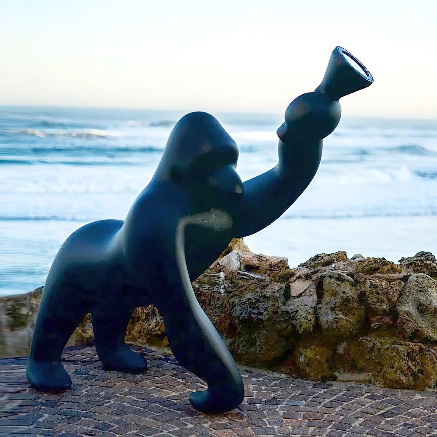 Kong Sculpture Floor Lamp - Nuvé